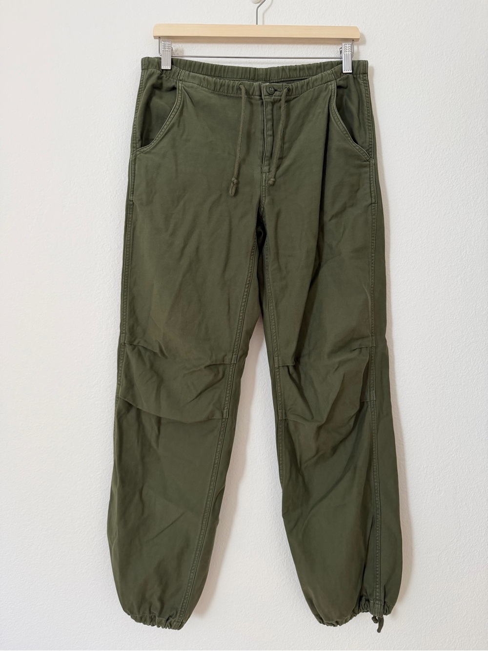 Aritzia TNA Barrel Jogger Pant Reverse Solid Stone Green Size XS Oversized Baggy